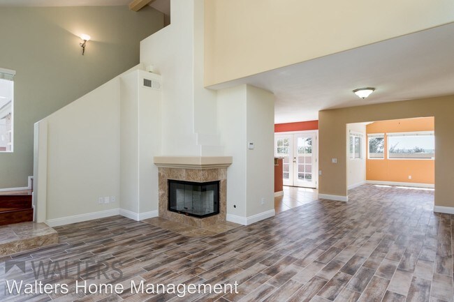 Building Photo - 3 br, 2.5 bath House - 12071 Ferncrest Place