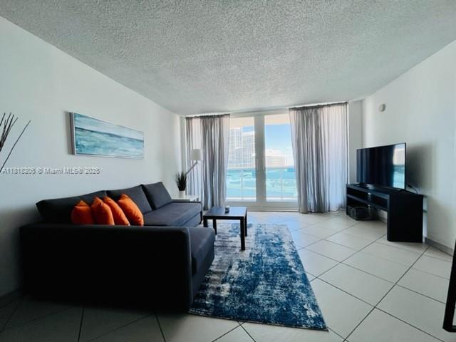 Foto del edificio - 6770 Indian Creek Dr