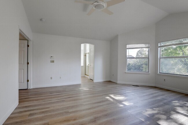 Foto del edificio - $2,750.00 - 3 Bedroom, 2.5 Bathroom, Singl...