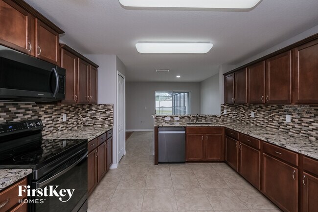 Building Photo - 7716 Maroon Peak Drive