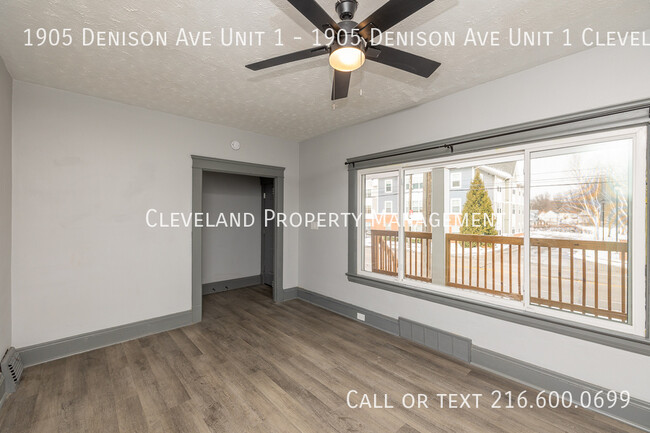 Building Photo - Fully Updated Cleveland Duplex