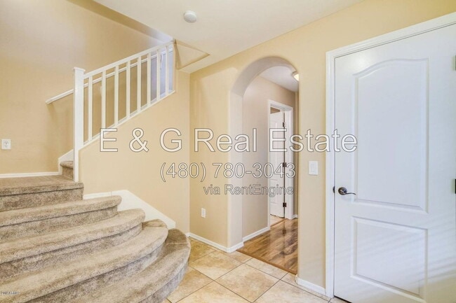 Building Photo - 3642 E Horace Dr