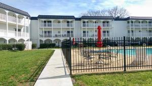 Foto principal - 5709 Lyons View Pike