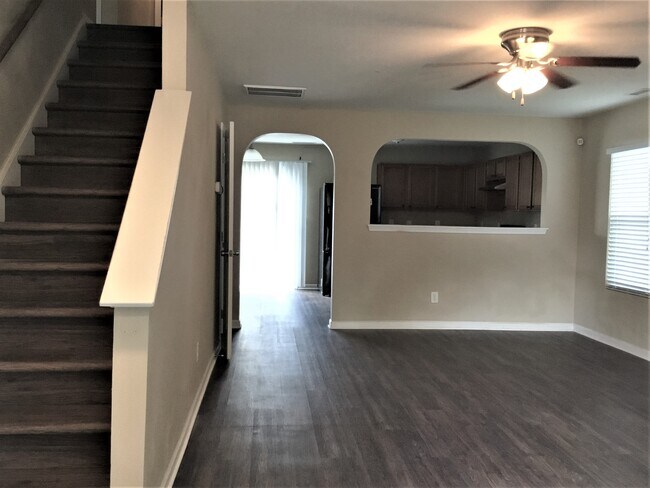Building Photo - 1007 Collington Drive