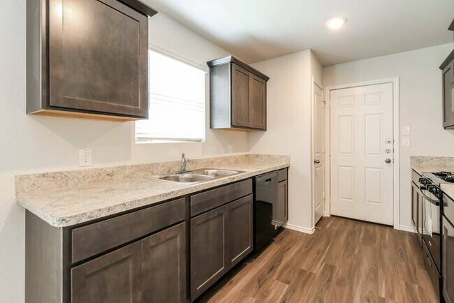 Foto del edificio - 2541 Grayling Dr