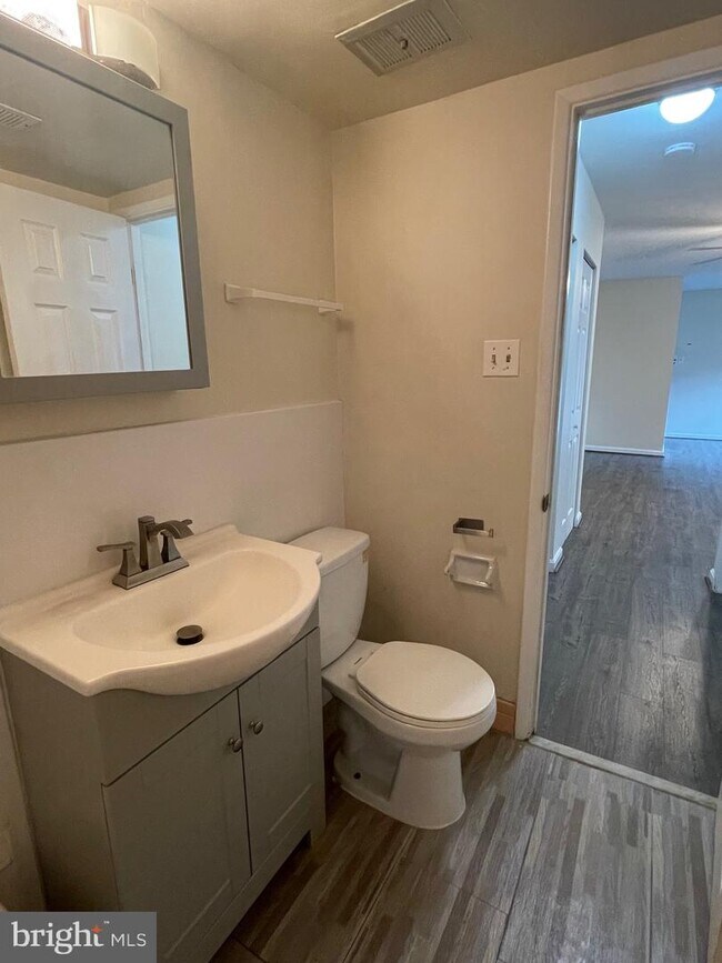 11322 Cherry Hill Rd Unit 2P10, Beltsville, MD 20705 Room for Rent in Beltsville, MD