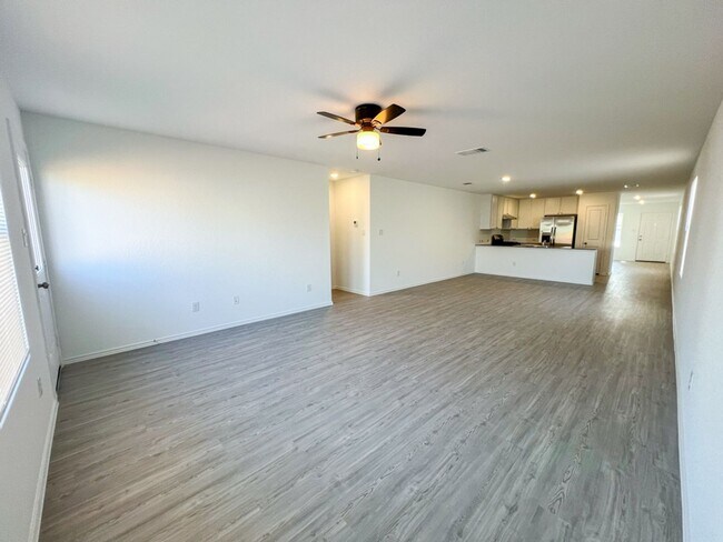 Foto del edificio - 4 Bedroom 1-Story Home Near SeaWorld in Northwest San Antonio