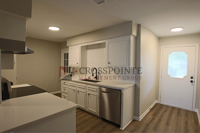 Foto del edificio - Aberdeen Duplex - 4309/4313 SERIES 308