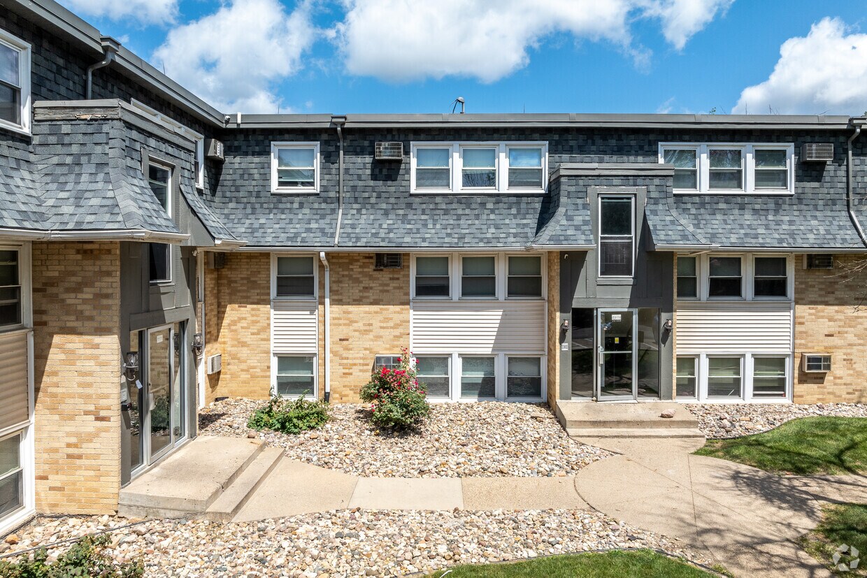 Foto principal - The Drake Apartments