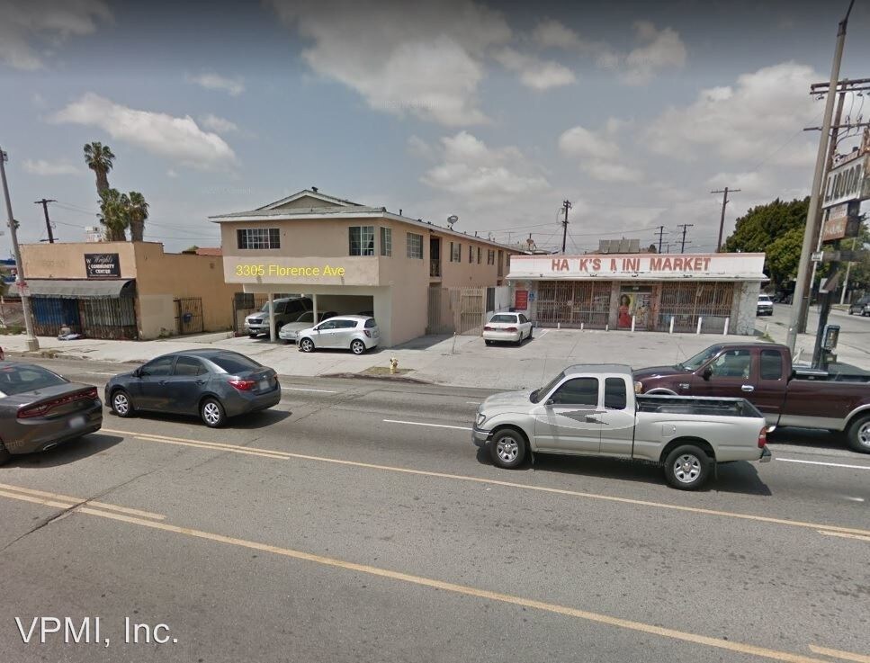 Foto del edificio - 3305 W Florence Ave