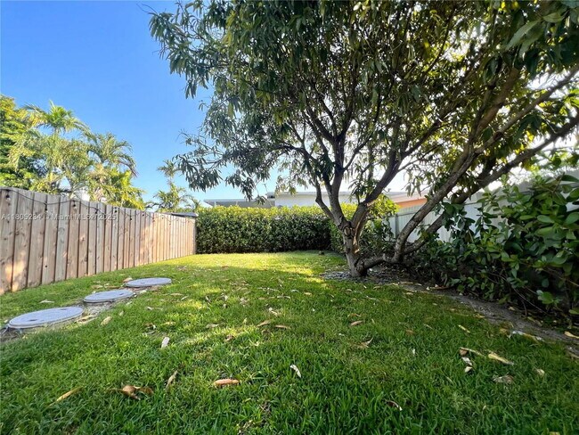 Foto del edificio - 8753 SW 34th St