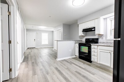 Foto del edificio - 32 Baird St