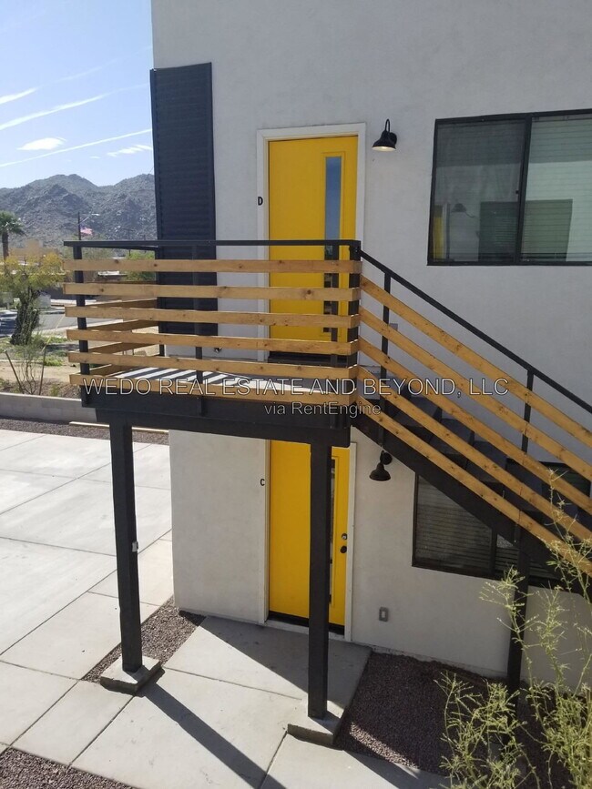 Foto del edificio - 813 E Siesta Dr