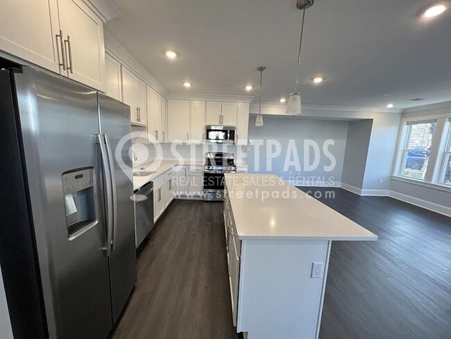 Building Photo - 5 bedroom in Boston MA 02134