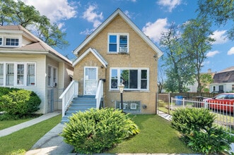 Building Photo - 6645 S Seeley Ave