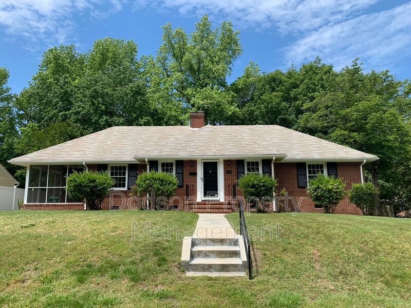 Primary Photo - 1672 Wilton Rd