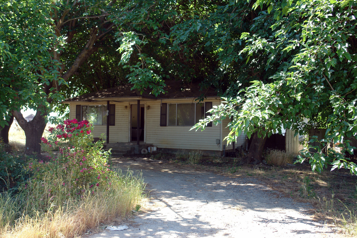Primary Photo - 966 Myrna Ave
