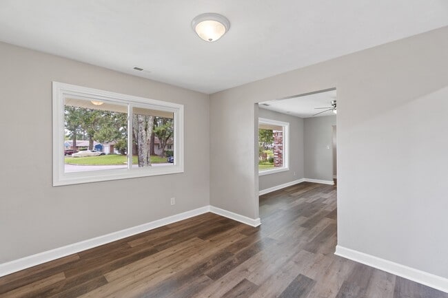 Foto del edificio - 2916 Knight Rd