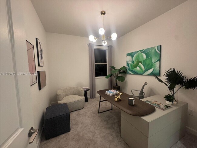 Foto del edificio - 2738 SE 24th Terrace