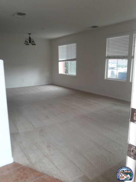 Foto del edificio - 642 Brewer Rd
