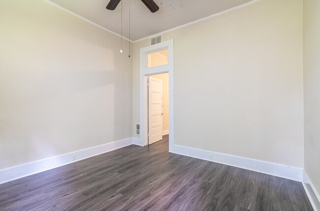 Building Photo - 947 Texas St