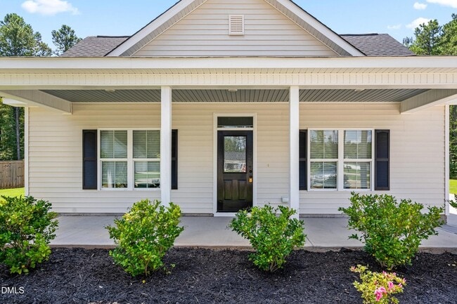 Building Photo - 148 E Battery Cir