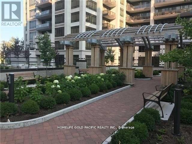 Photo du bâtiment - 99-999 S Town Centre Blvd
