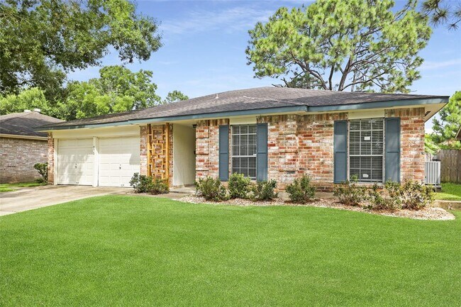 Foto del edificio - 875 Silverpines Rd