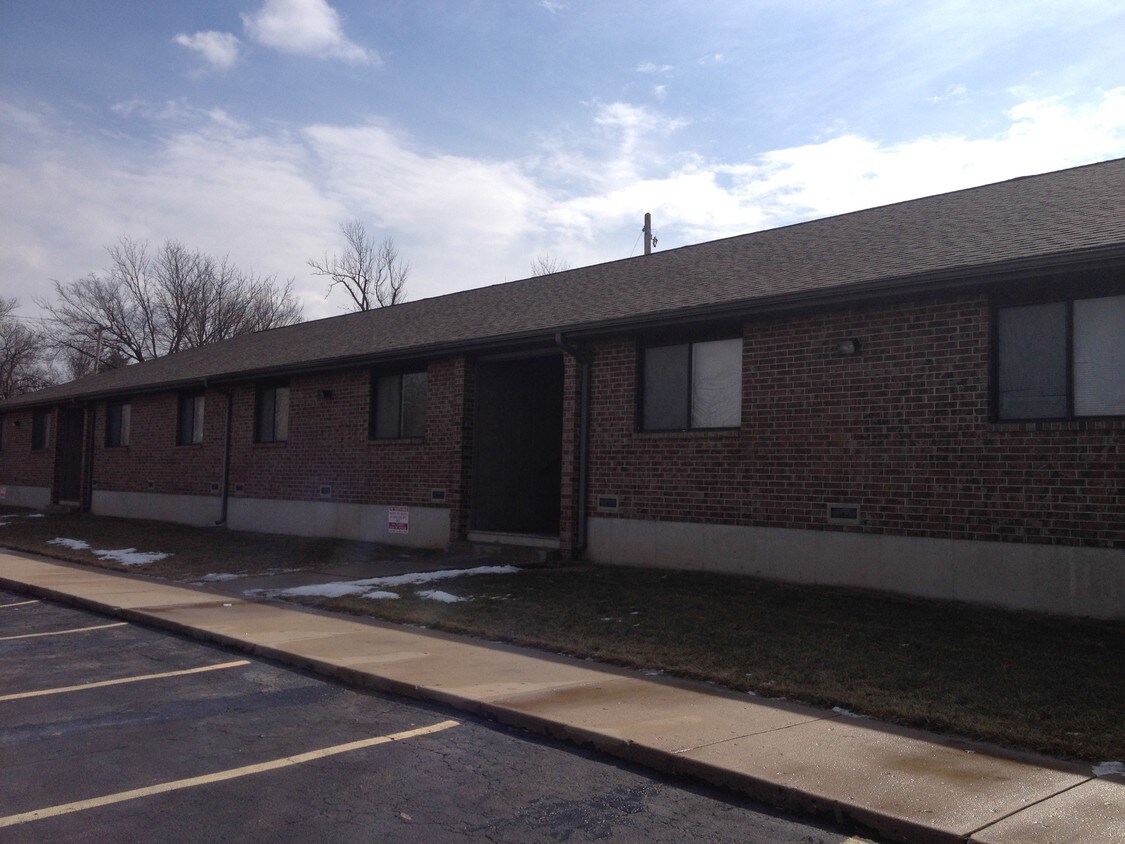 Building Photo - 16 Units