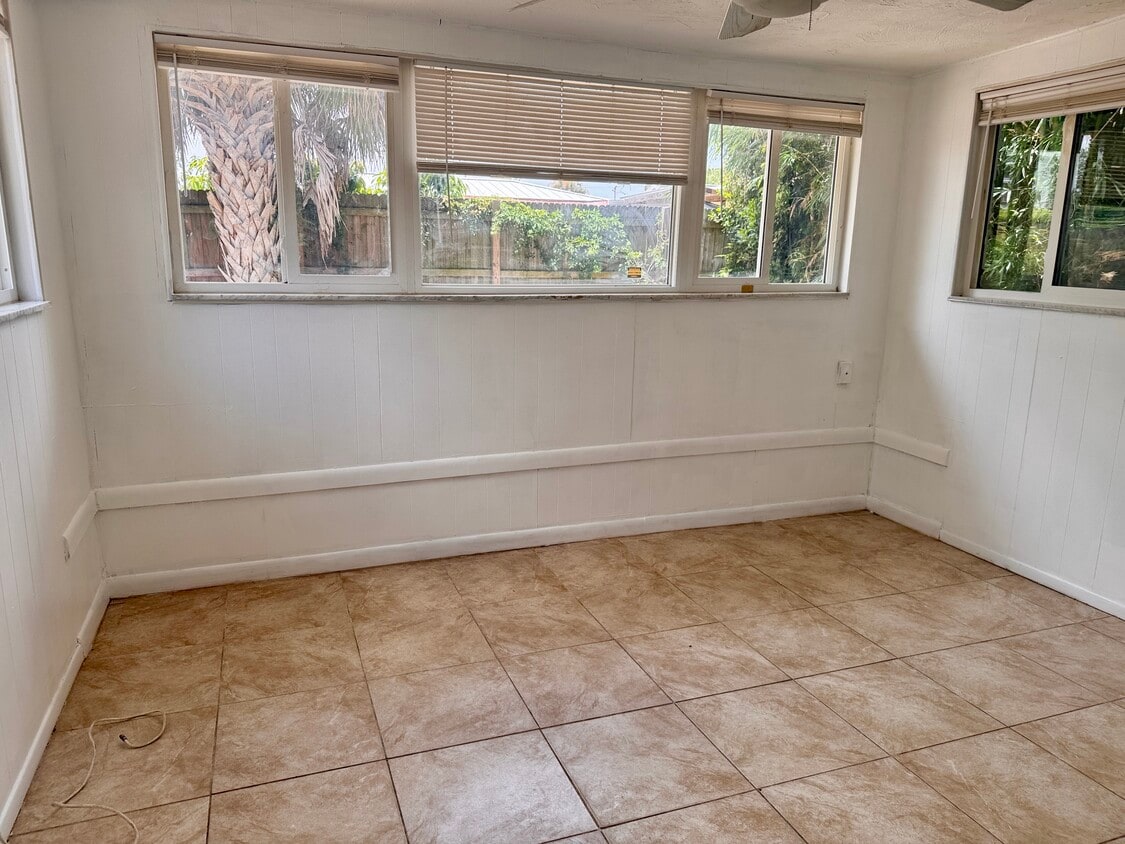 sala de estar - 4338 Beacon Square Dr