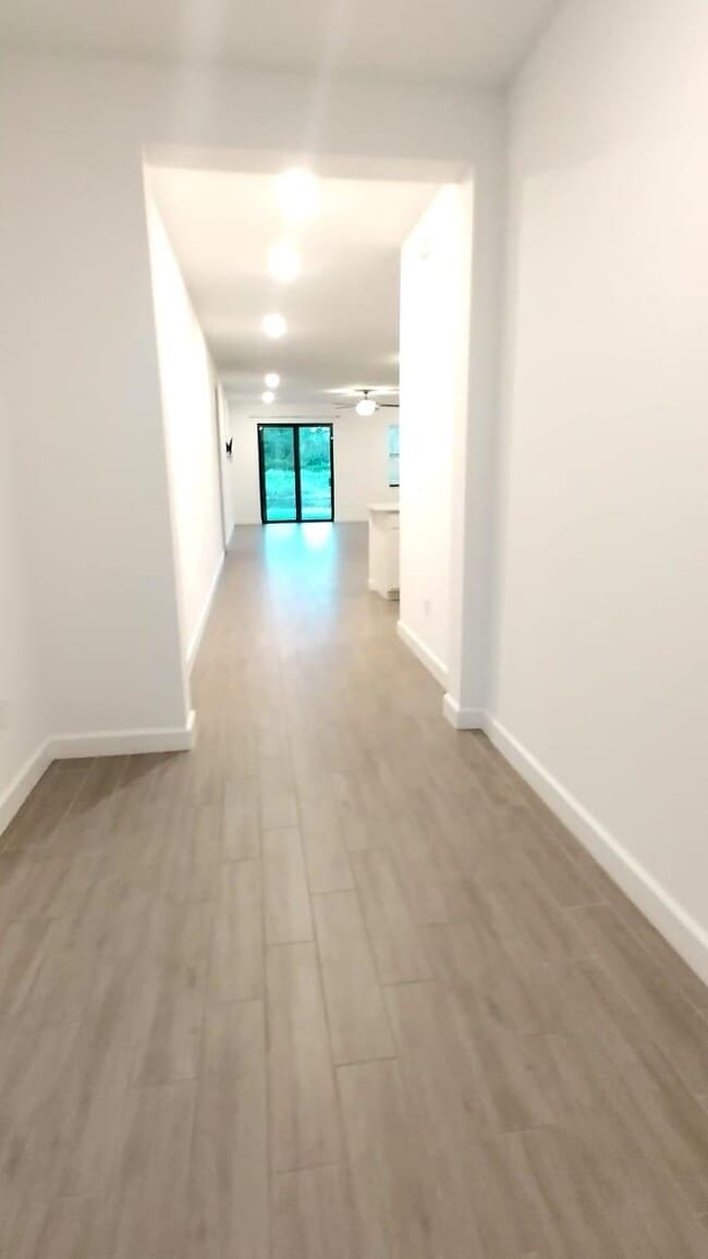 Building Photo - 3199 Streng Ln