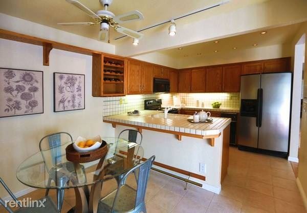 Building Photo - 7734 Creekside Dr