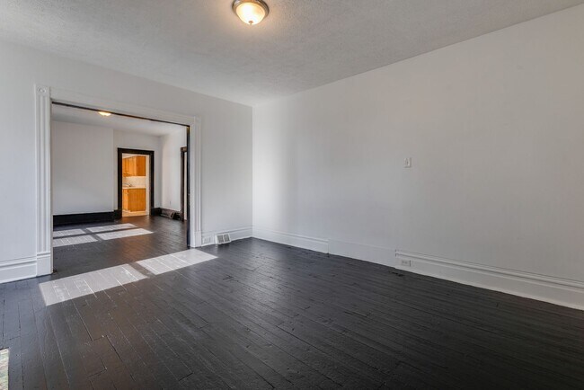 Photo - 2216 Arlington Ave Apartment