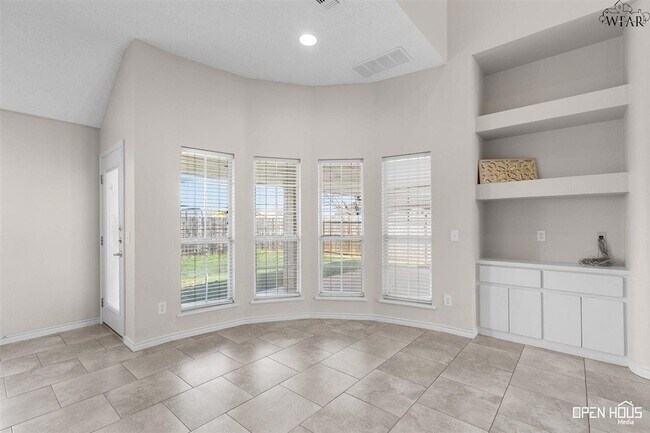 Building Photo - 5510 Long Leaf Dr