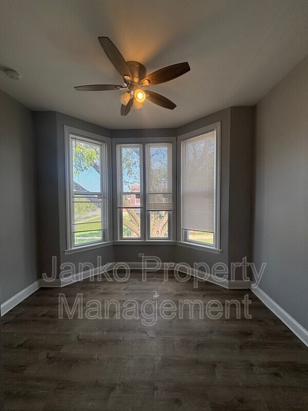 Foto del edificio - 6606 S Evans Ave