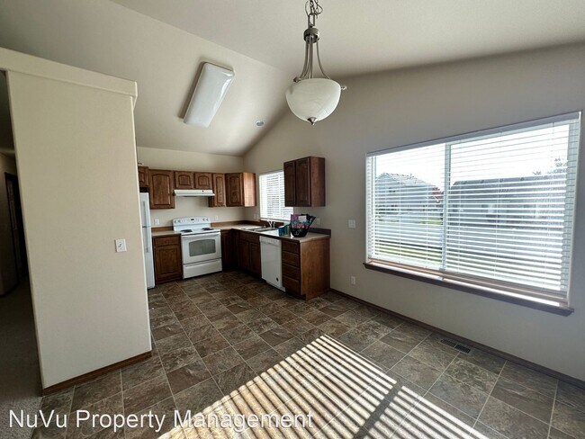 Building Photo - 4 br, 2 bath House - 2506 W Pocono Ct