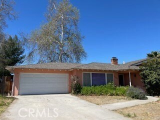 Primary Photo - 25901 Clearview Dr