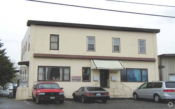 Primary Photo - 212 S Tobin St