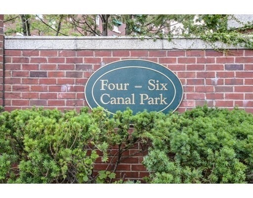 Building Photo - 4 Canal Park