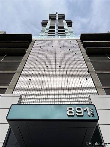 Foto del edificio - 891 14th St