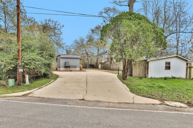 Building Photo - 5470 Whipporwill Rd