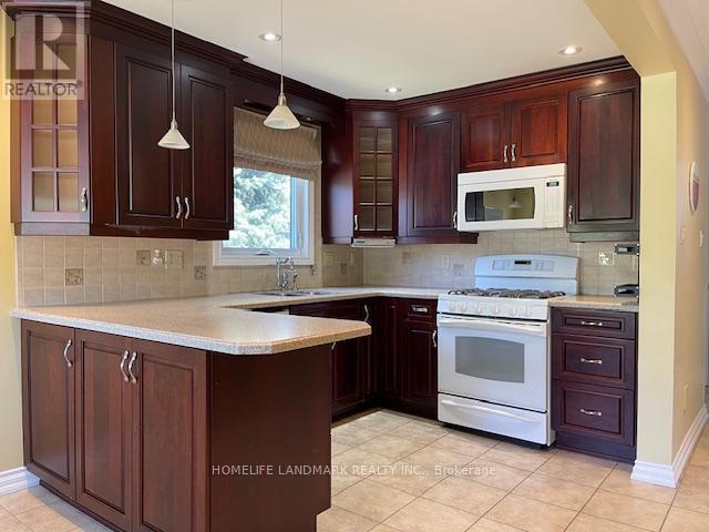 Photo du bâtiment - 6998 Hickling Crescent