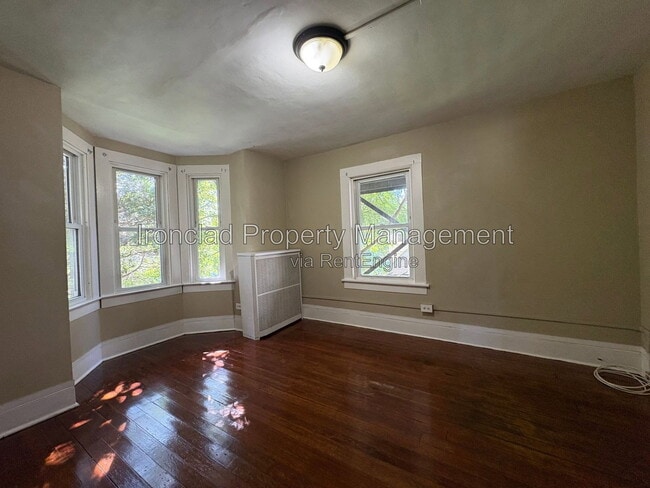 Building Photo - 51 Grove St