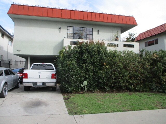 Foto principal - 3332 Mentone Ave
