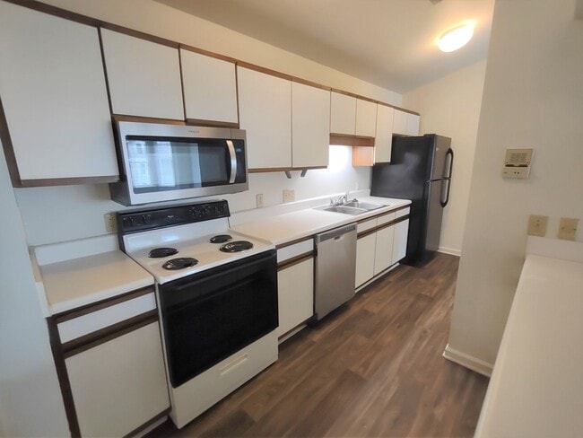 Building Photo - 7366 Rose Terrace Ct