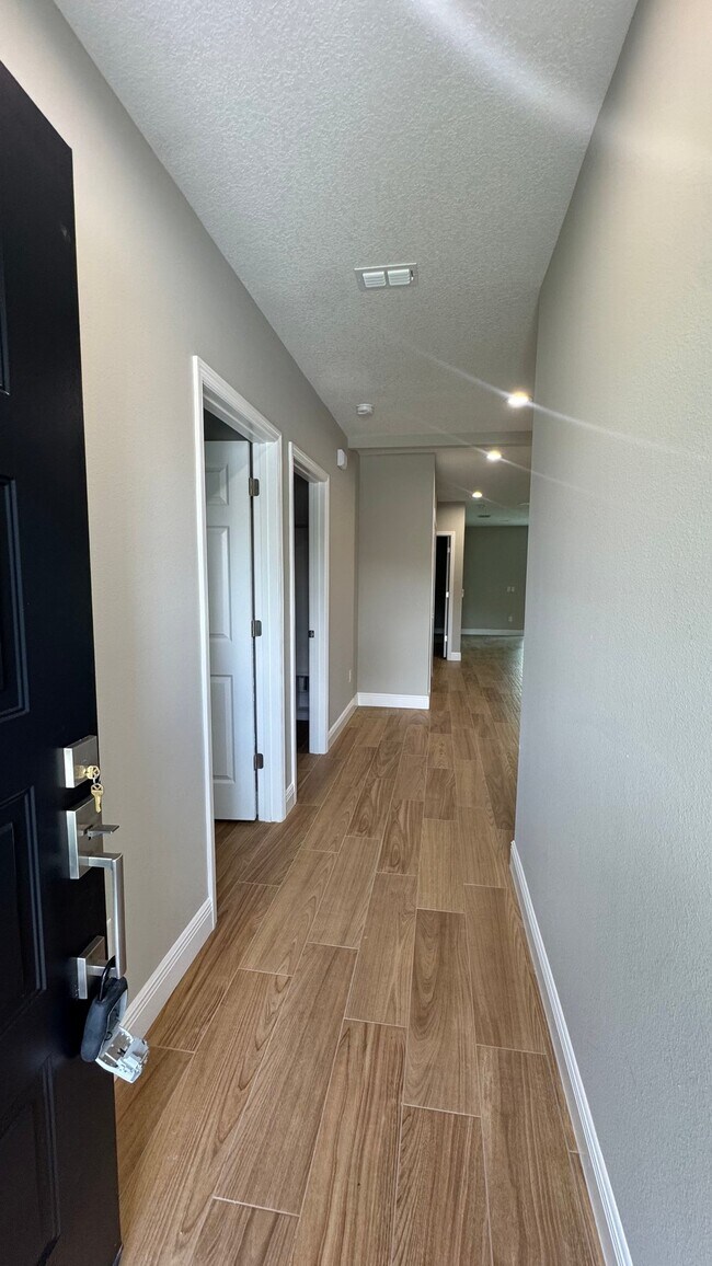 Foto del edificio - 2232 Fernwood St