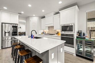 Building Photo - 17107 Sandstone St