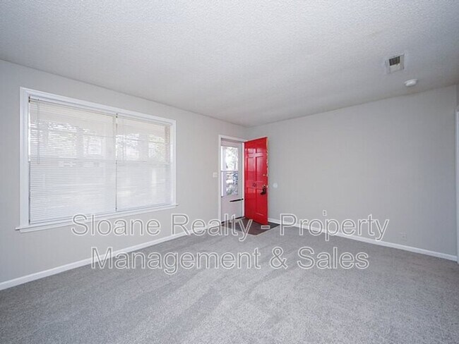 Building Photo - 106 Barshay Dr