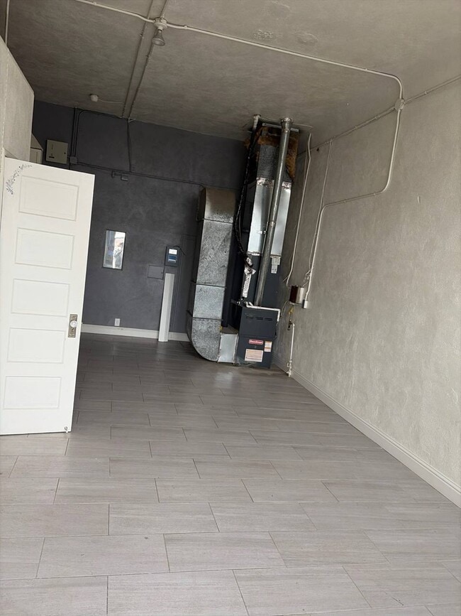 Foto del edificio - 133 S K St