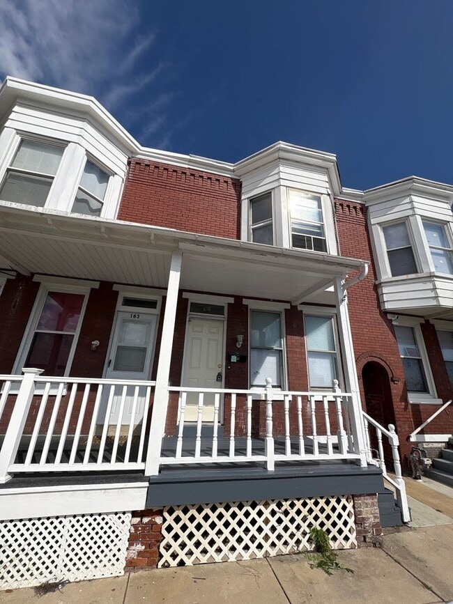 Building Photo - 161 Stevens Ave
